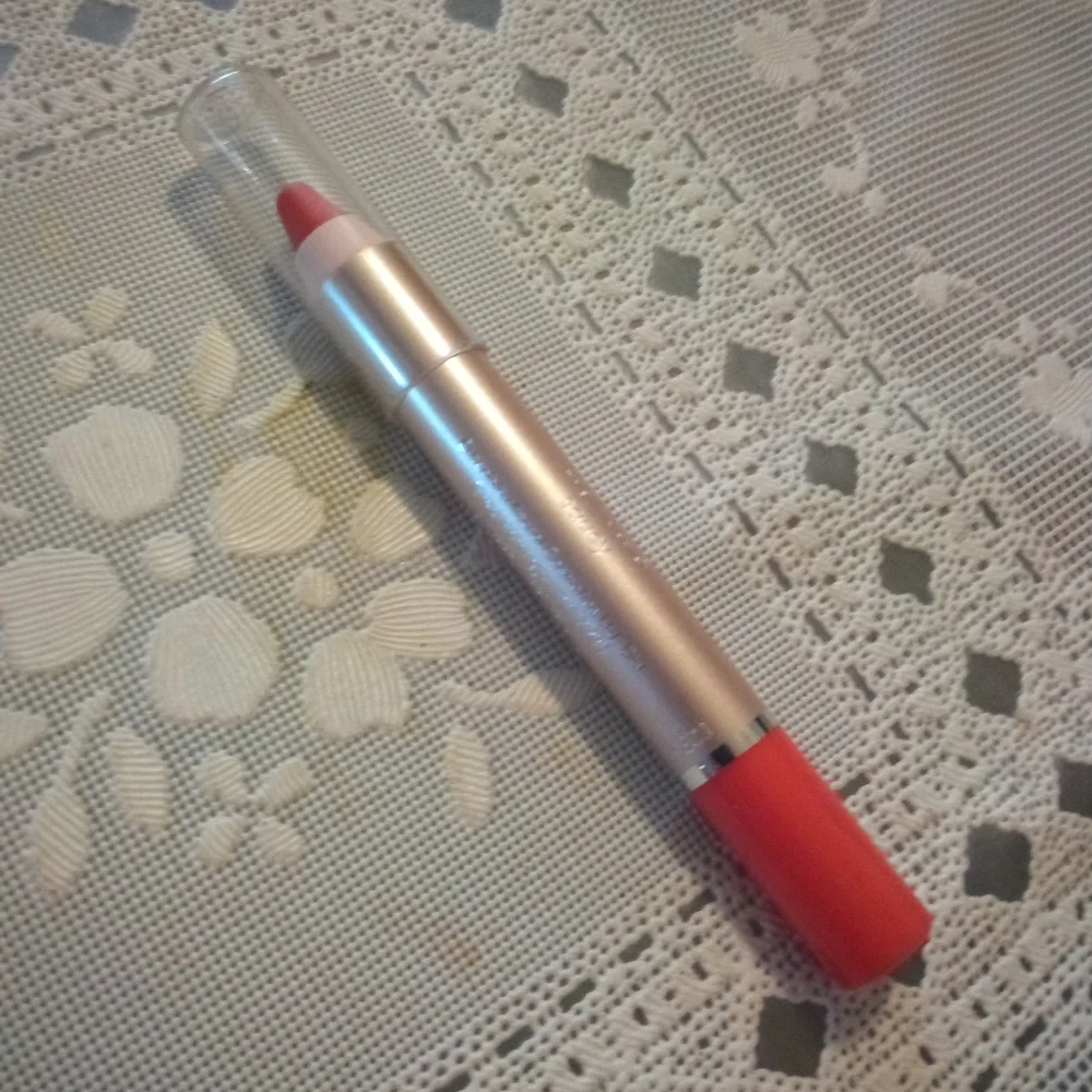 🆕 Jane Iredale PlayOn® Lip Crayon, Saucy, NWOB